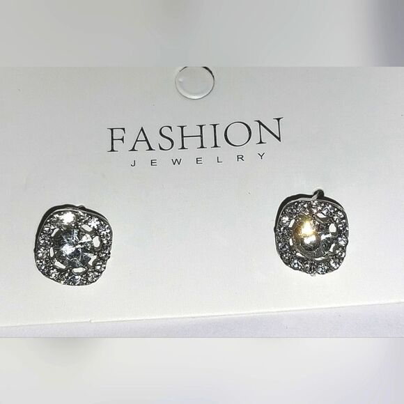 Elegant vintage stud earrings - Picture 2 of 5